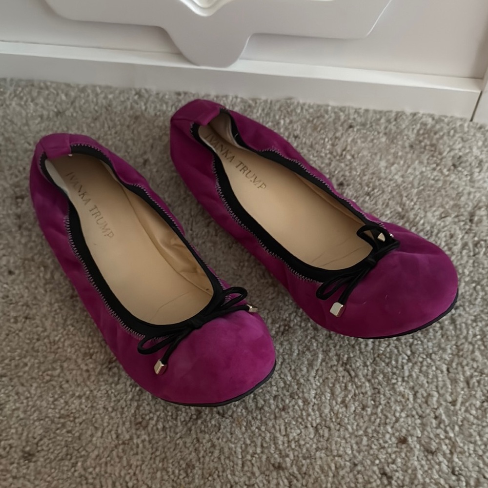 Ivanka Trump Women's Purple Ballet Flats